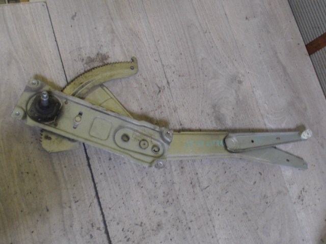 OPEL ASTRA F 94-02 Bal első ablakemelő szerkezet mechanikus 1. kép