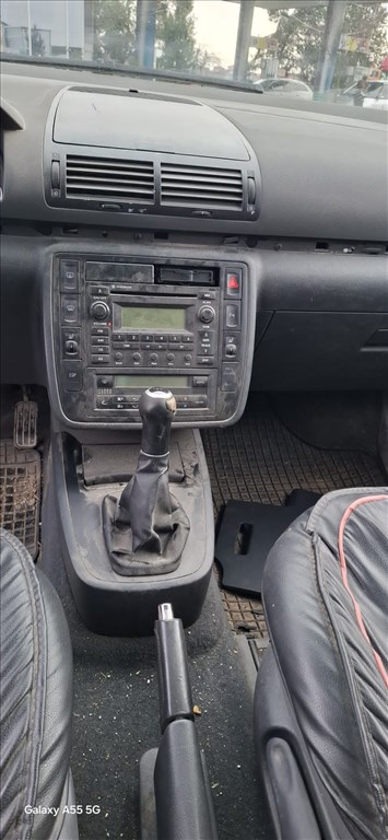 Volkswagen Sharan I bontott alkatrészei 10. kép