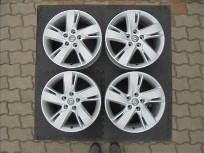 17-es 5 x 115-ös gyári Opel alufelni kitűnő állapotban eladó