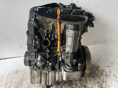 AUDI A4 B6 Motor (Fűzött blokk hengerfejjel)
