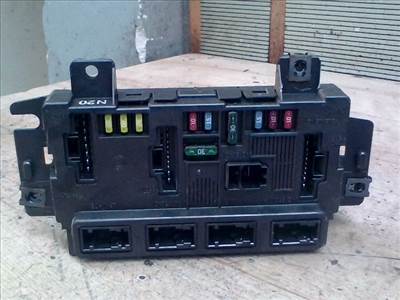 FIAT Panda 03-11 Biztosítéktábla BCM BSI BSM SAM GEM modul Utastér