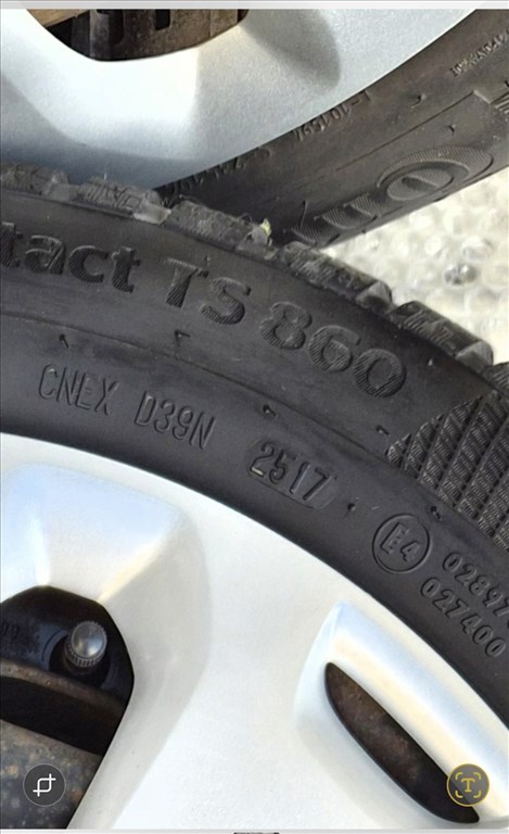  14" használt lemezfelni, rajta 175/65 újszerű Continental téli gumi gumi  3. kép