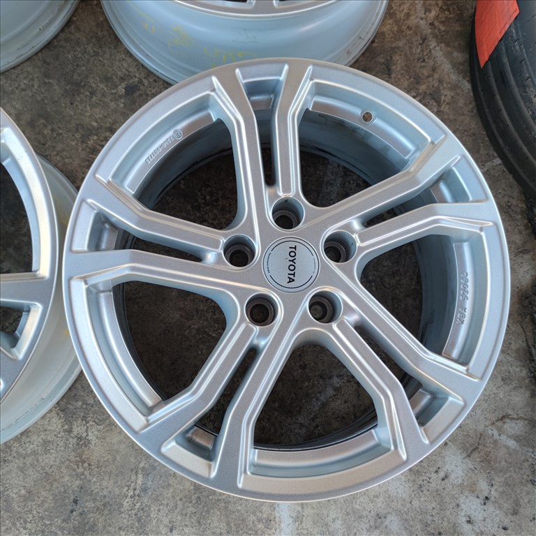 5x114,3 17 Toyota,Suzuki alufelni 140000ft a 4db/61/ 4. kép