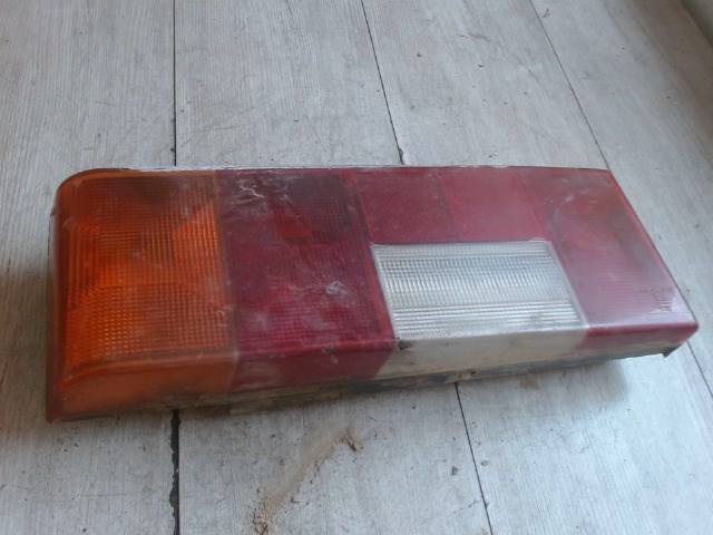 LADA SAMARA Bal hátsó lámpa 1. kép