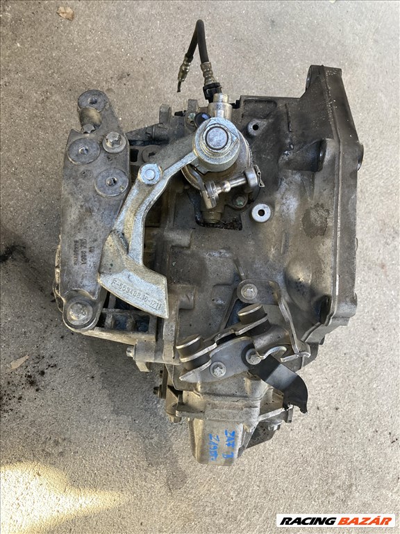 Opel Zafira B 1.9 CDTI M32 6 sebességes váltó  1. kép