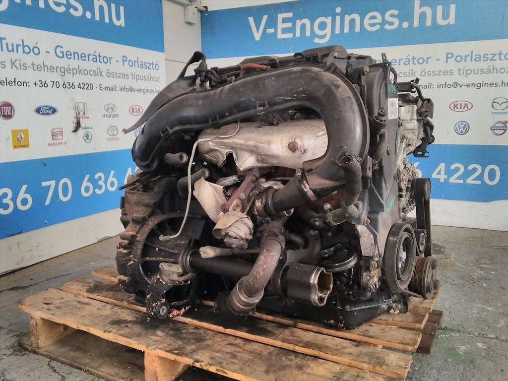 FORD UFDB bontott komplett motor  2. kép