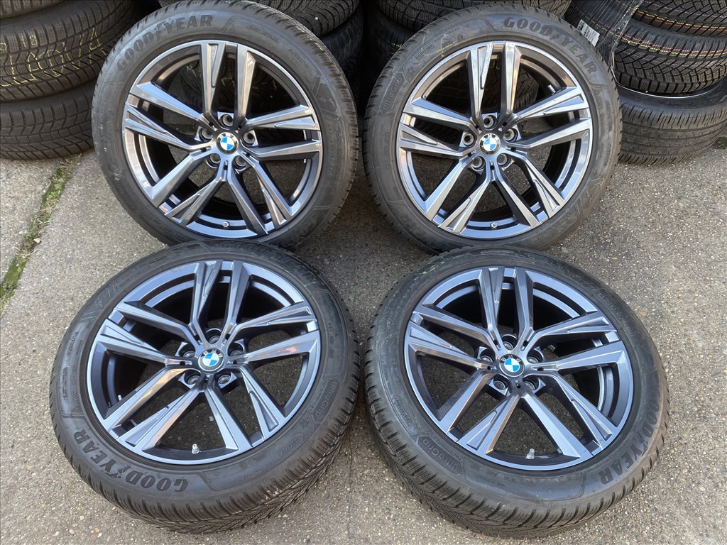4db gyári 18″ BMW 4 G26 Styling 853 szerelt kerék. (3765776) 1. kép