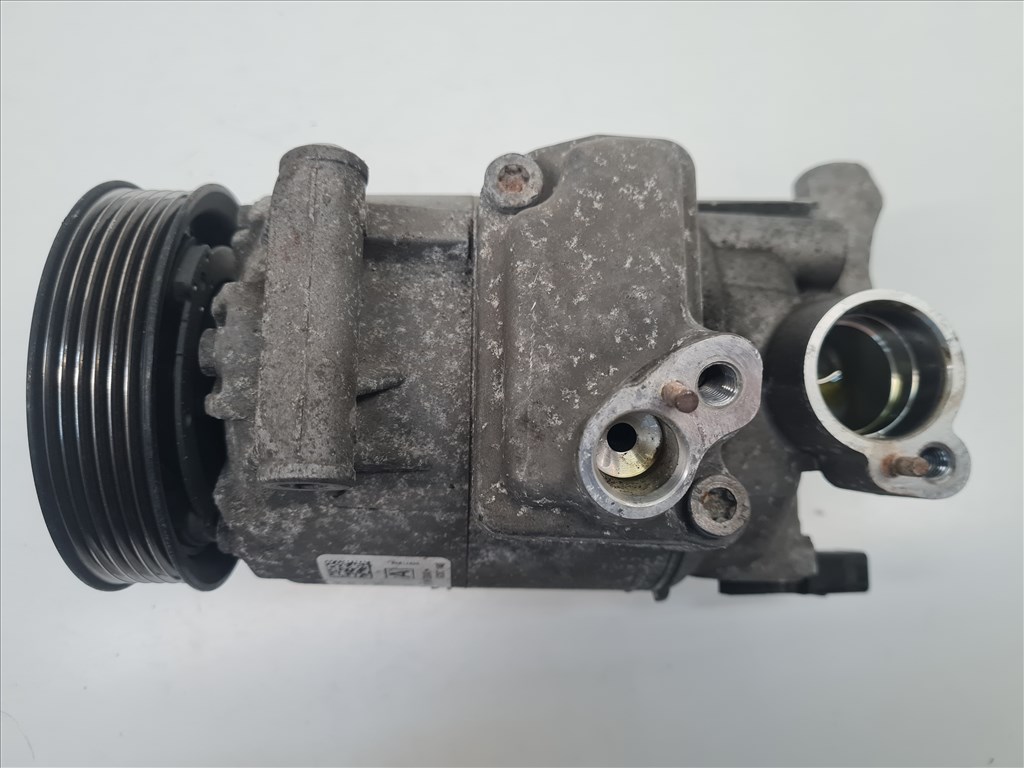 Volkswagen Golf VI 1.6 CR klímakompresszor (27247) 5n0820803a 3. kép