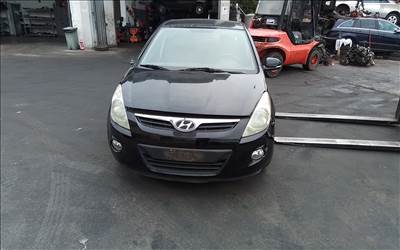 Hyundai i20 (PB) bontott alkatrészei