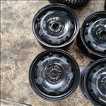 4x100 15 Gyári Renault,Nissan,Dacia lemezfelni 33000ft a 4db/40/