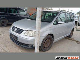 Volkswagen Touran I Jobb Tetősín *150529*