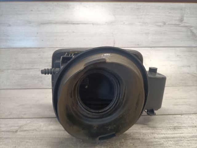 BMW 318 (E90, E91, E92, E93) bontott alkatrészei 18. kép