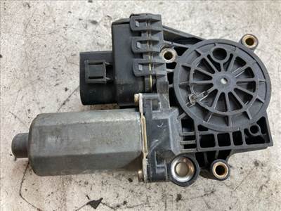 AUDI A6 C5 Bal hátsó Ablakemelő Motor