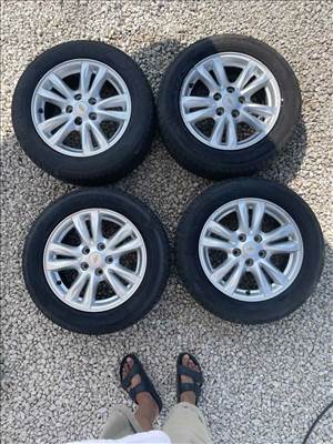  Chevrolet Crouse 16" újszerű (gyári alufelni) 205/60 újszerű Fulda nyári gumi 