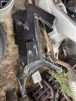 Mercedes E-osztály W212 E 212 jobb hatso negyed