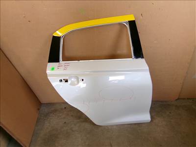 SUZUKI SWIFT jobb hátsó ajtó 2024-