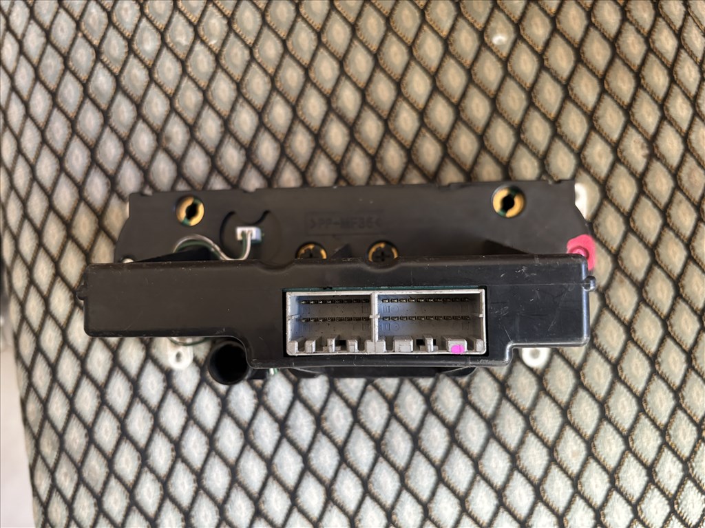 Subaru Impreza II fűtés klíma panel kapcsoló 3b45234700 7. kép