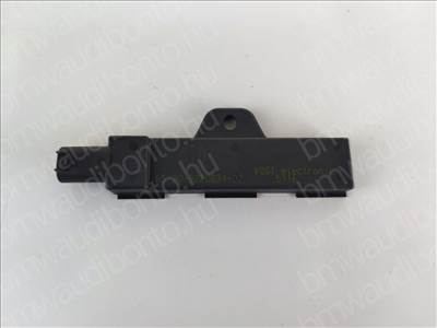 BMW 1 (F20) Antenna erősítő (9220831, 65209220831, 65209144261)