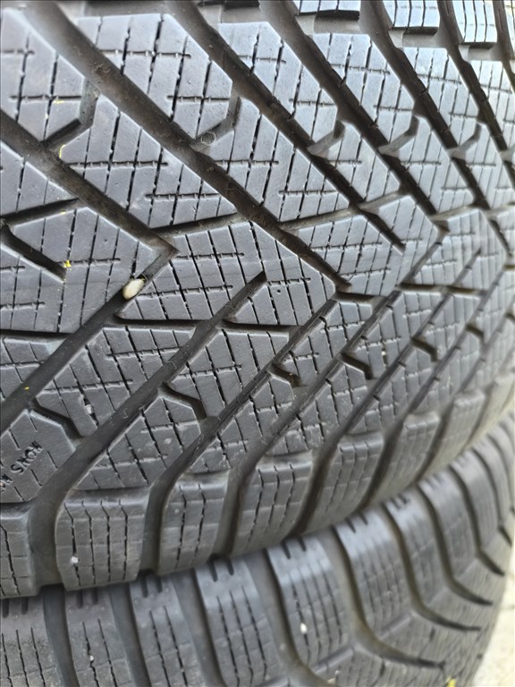 225/55R18" Pirelli téli gumi eladó 2db. 2022-es! 9. kép