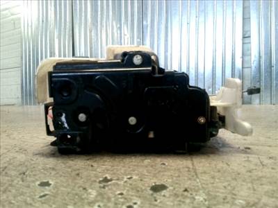 VOLKSWAGEN BORA Bal első ajtó zárszerkezet központi záras