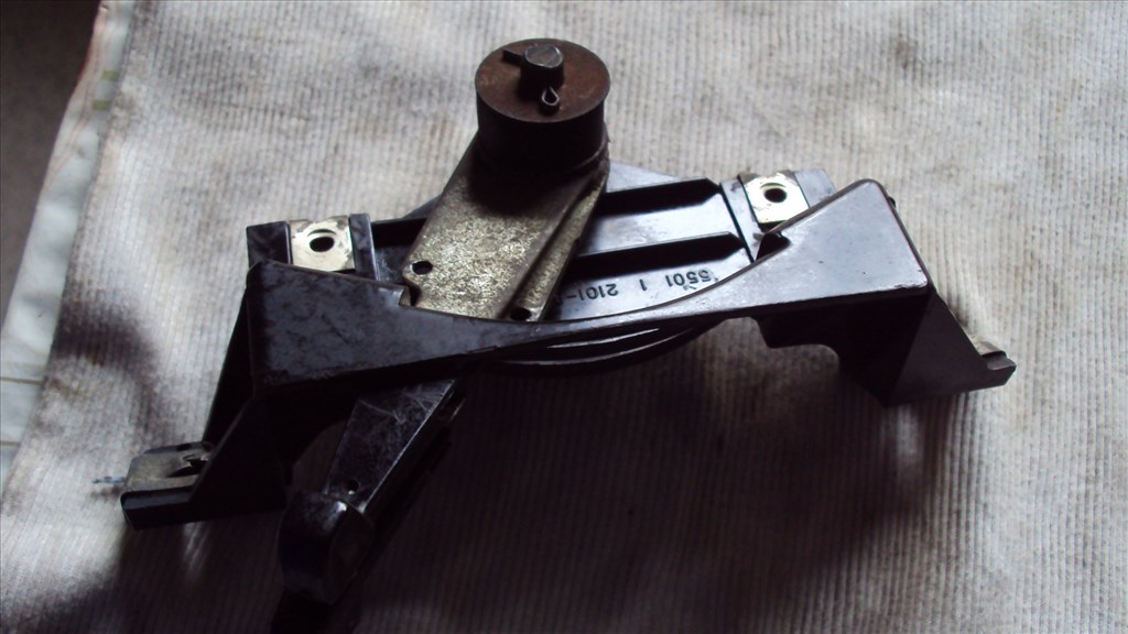 Lada zsiguli fűtés és levegő szabályzó konzol 21018109026 4. kép