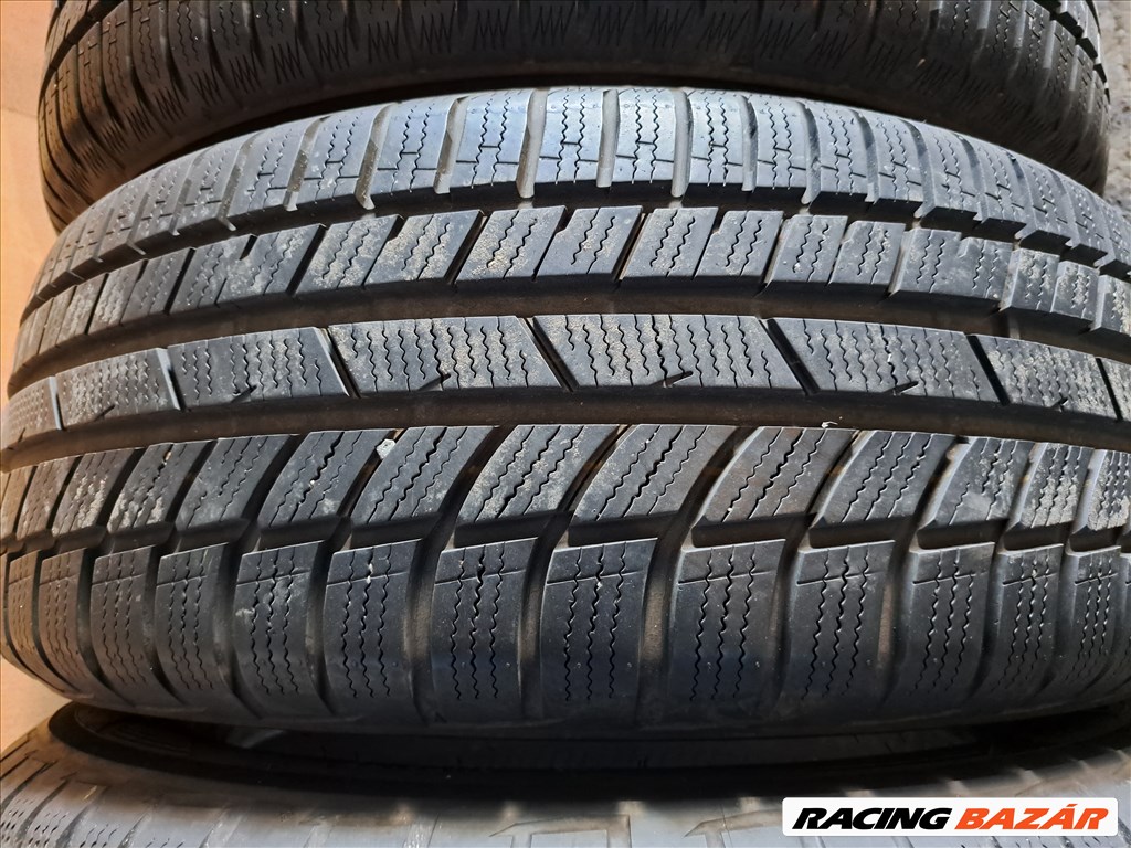 4db 215/55 R17 TOYO Snowprox (peremvédős) Újszerű téli gumi eladó!  ára 15000Ft/db 7-8mm minta  4. kép