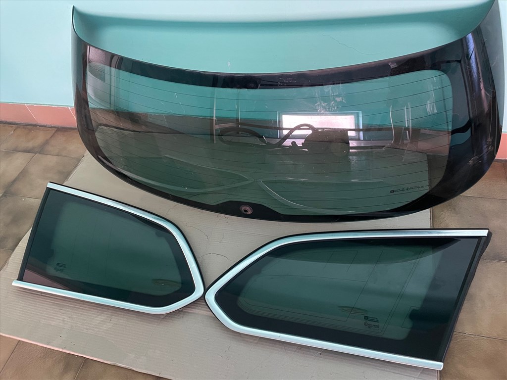 Opel Astra J Szélvédő , Oldal ablak Ajtó üveg A Oszlop / C Oszlop oldal üveg 3. kép