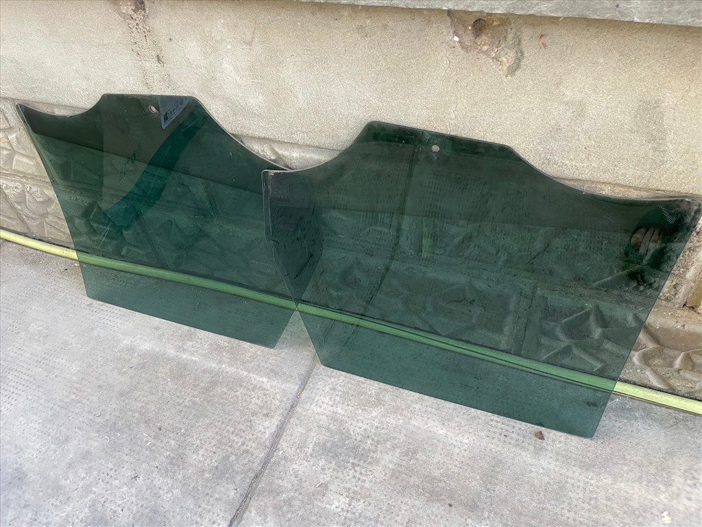 Opel Astra J Szélvédő , Oldal ablak Ajtó üveg A Oszlop / C Oszlop oldal üveg 8. kép