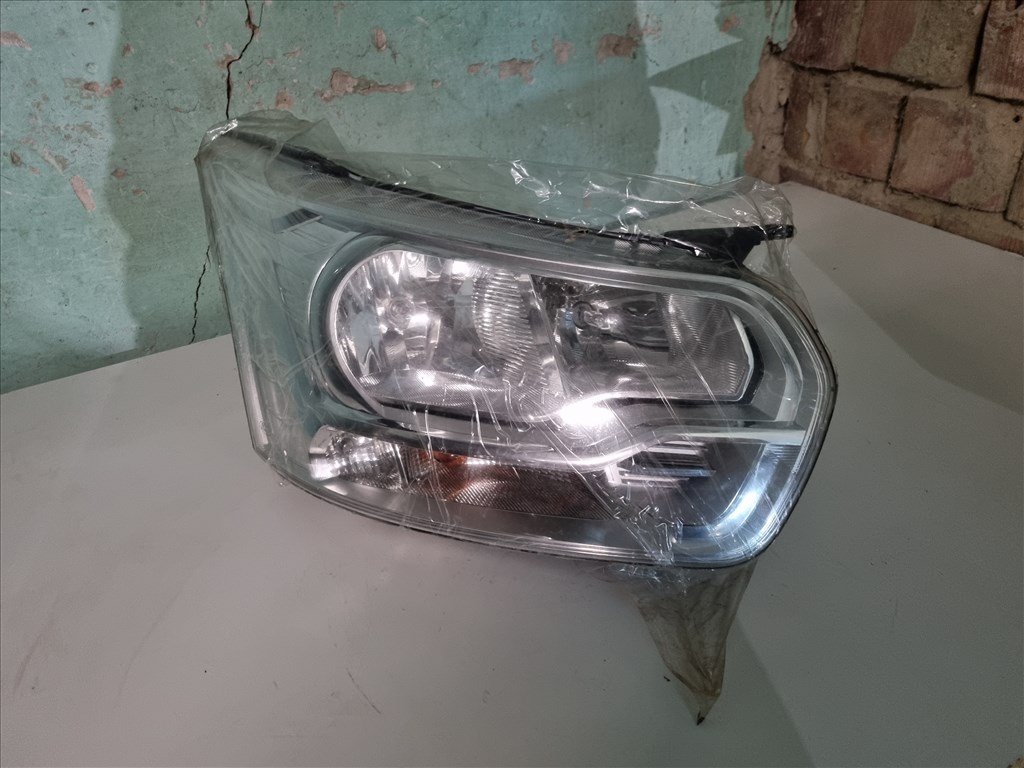 Ford Transit Jobb első fényszóró BK31-13W029-BE 1. kép