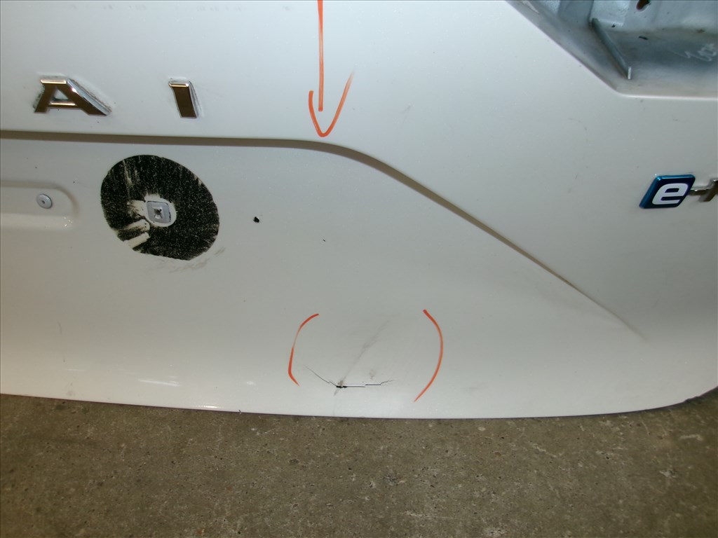 NISSAN QASHQAI csomagtér ajtó 2021- 2. kép