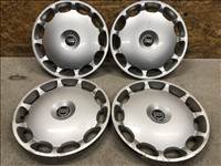16 colos gyári Volvo dísztárcsa 16 col