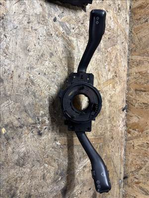 Audi A6 (C5 - 4B) kormánykapcsolóc légzsák átvezető  8l0953513g