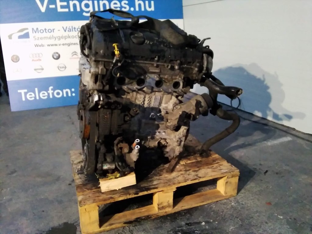 PSA 8FS bontott motor  2. kép