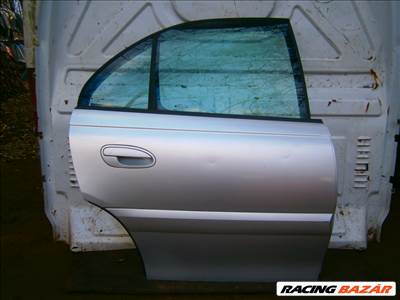 Opel Omega B sedan jobb hátsó ajtó /komplett
