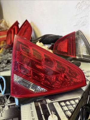 Audi A5 8T S5 sportback bal hátsó csomagtér lámpa 8t0945093a