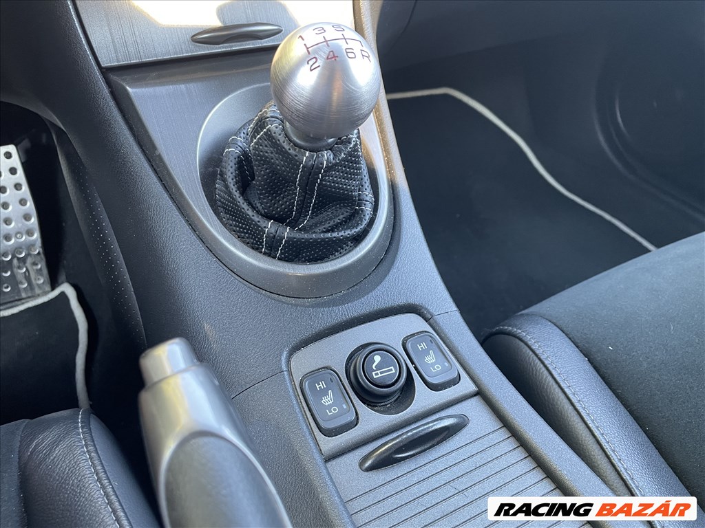 Honda Civic 1.8 GT Special Edition Sérülés mentes Szervizkőnyv Navi Bőr Tolatókamera Hertz Hifi 12. kép