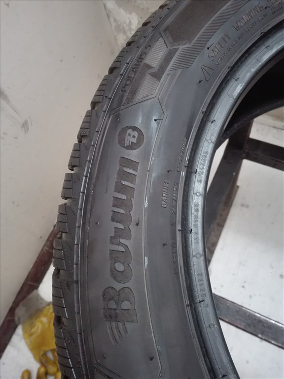 215/55R17 Barum téli gumi garnitúra 215/55 r17 10. kép