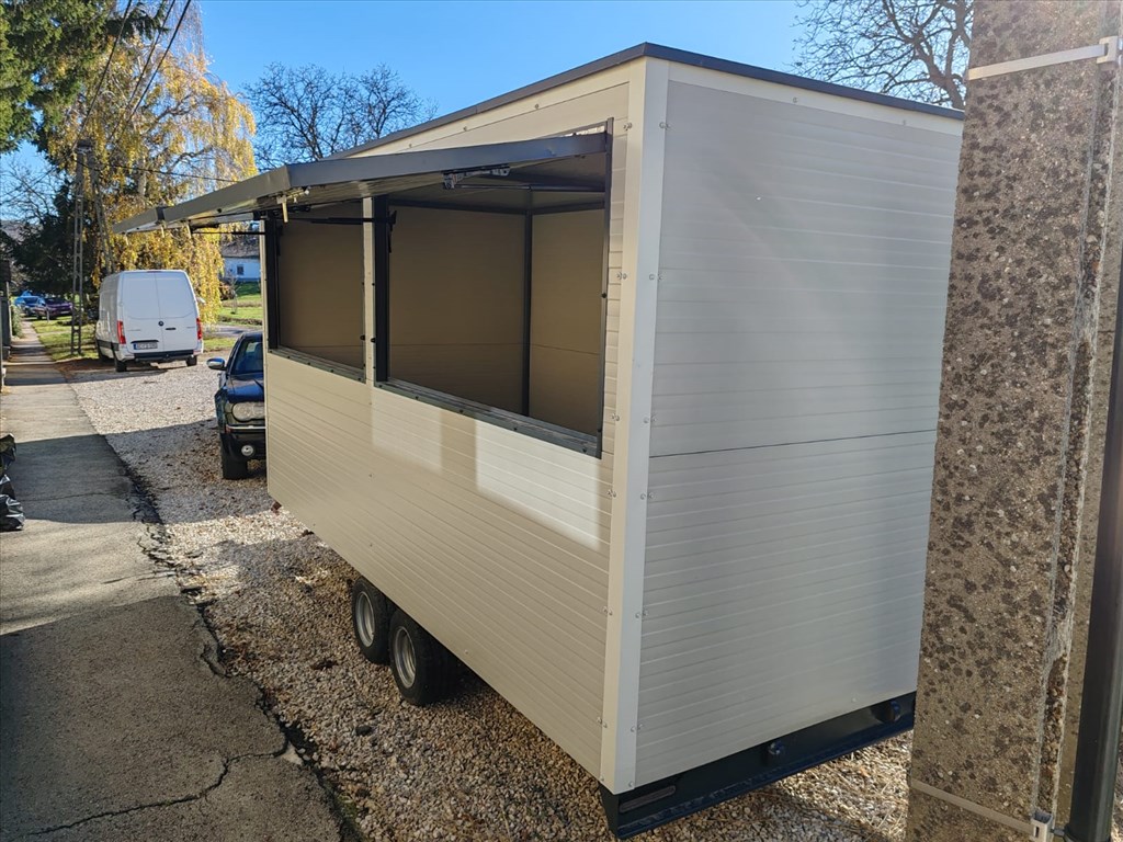 R0302 69 Foodtruck Food Truck Büfékocsi 2. kép