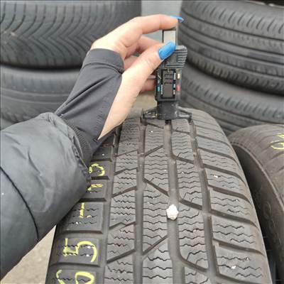  195/65 R15 Continental téli gumi 28000ft a 2db/32/