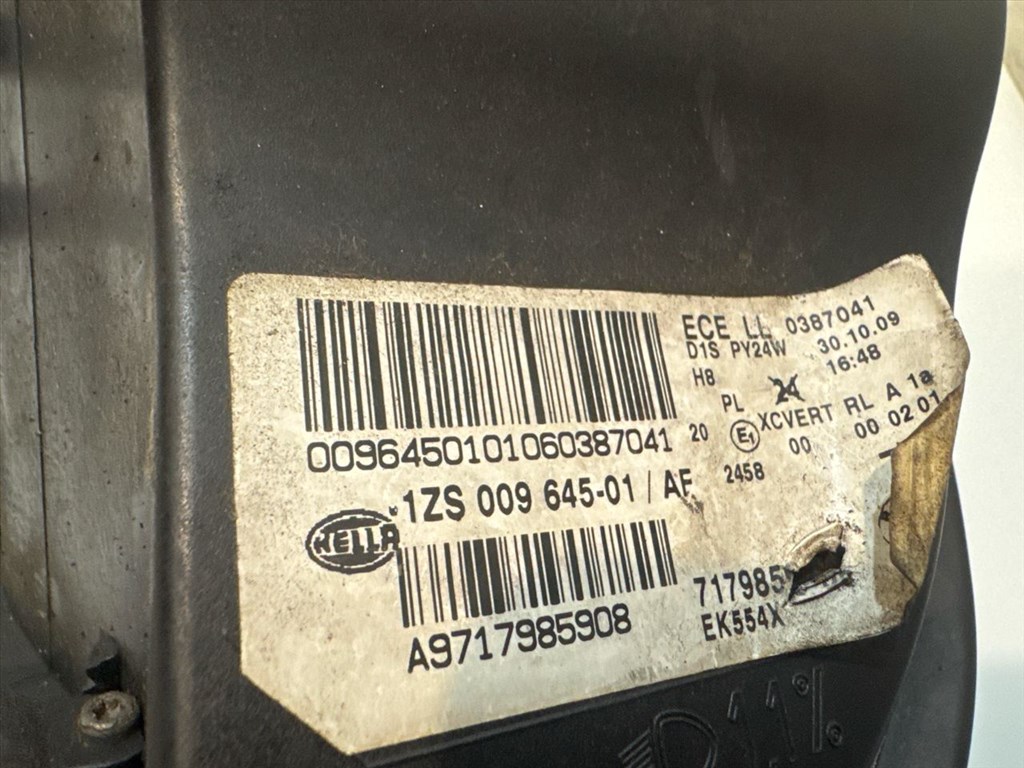 BMW E71 kanyarkövetős xenon fényszóró 717985 9717985908 5. kép