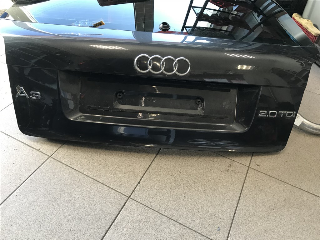 Audi A3 (8P) (3 ajtós) csomagtér ajtó 2. kép