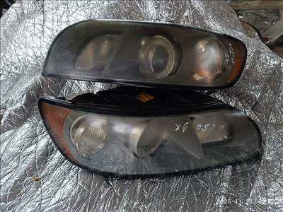 Volvo V50 első fényszórók 