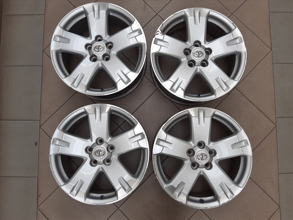  5x114.3 Toyota gyári alufelni 7,5x17 ET45 Rav4 Auris Corolla Avensis 1. kép