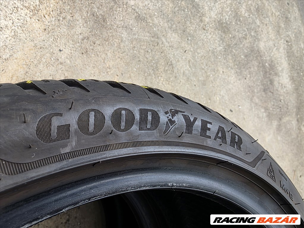 225/40R18 Good-Year 4évszakos 2db szinte újszerű állapotban eladó! 5. kép