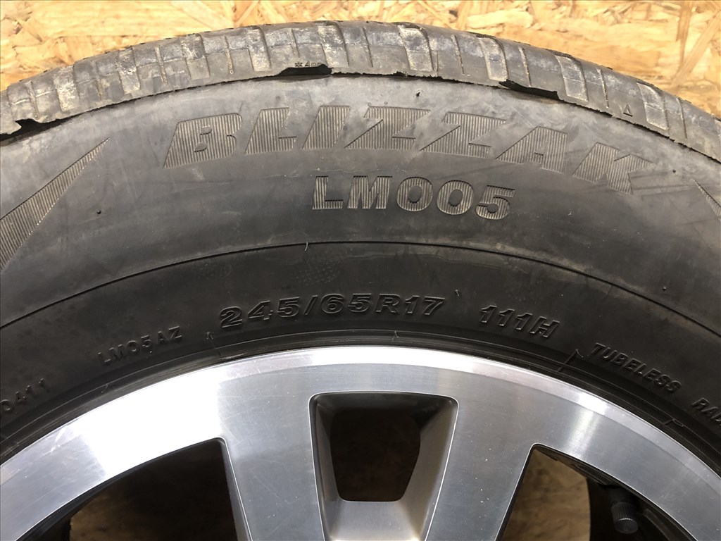 17 col VW Amarok, Transporter, T5, T6, 5x120 gyári alufelni 17 colos  13. kép