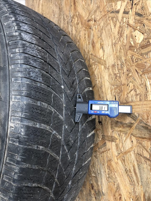 17 col VW Amarok, Transporter, T5, T6, 5x120 gyári alufelni 17 colos  15. kép