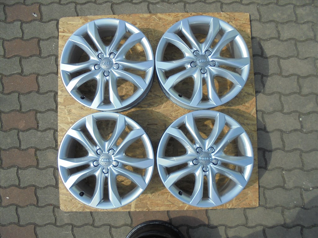 19-es újszerű Audi gyári alufelni eladó 1. kép