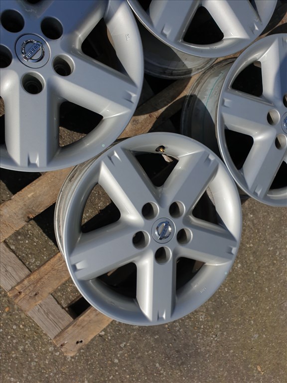 16" 5x114,3 Nissan Qashqai 3. kép