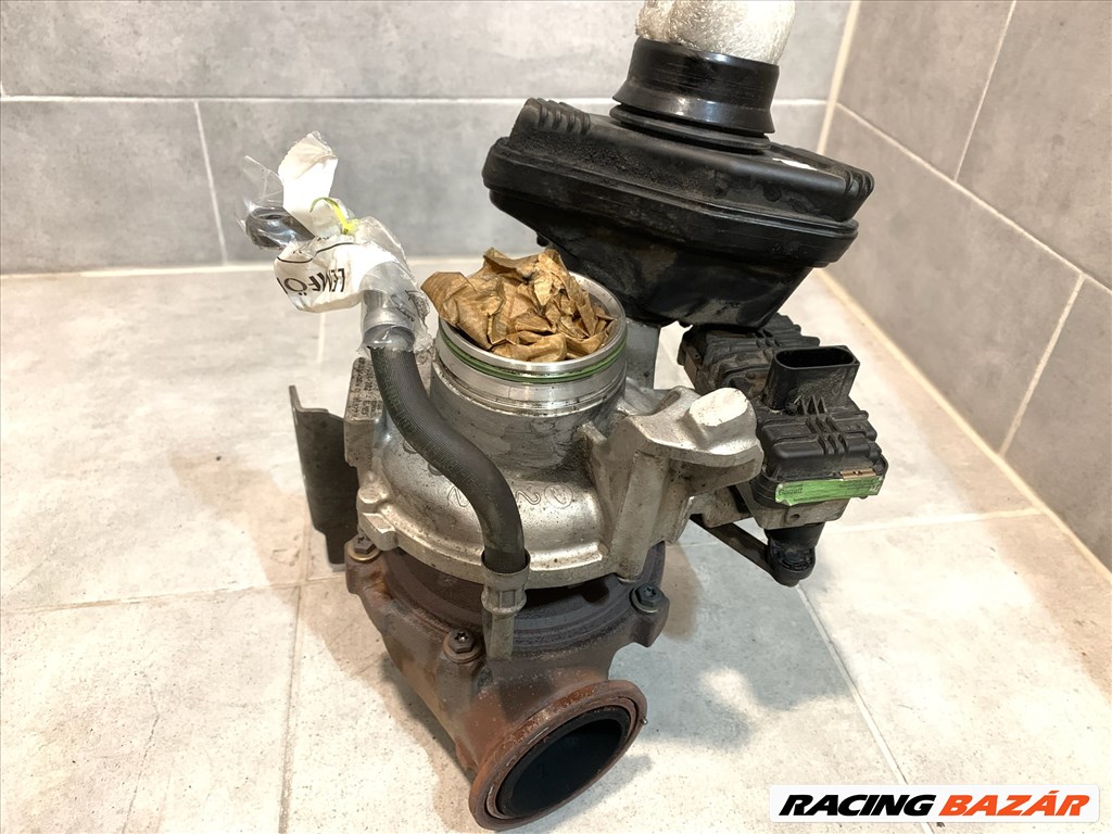 BMW F0X, F1X, F25, F26 N57N 258le turbó 11657823270 11657823202 5. kép