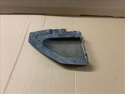 Ford Focus jobb oldali lökh. alatti alsó burkolat jx7b16b075a